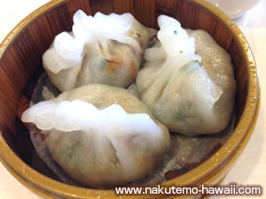 レジェンドの海鮮蒸し餃子