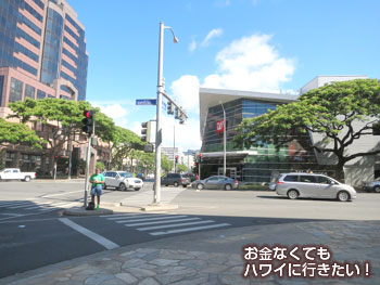 交通量の激しい交差点